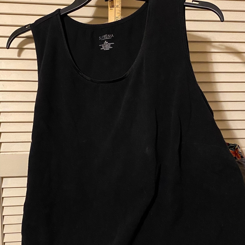 Black Top Sleeveless Suprema by Catherine’s 3X ❤️